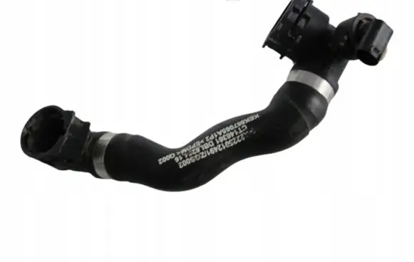 Mercedes-Benz S AMG W222 Engine coolant pipe/hose A2225012491