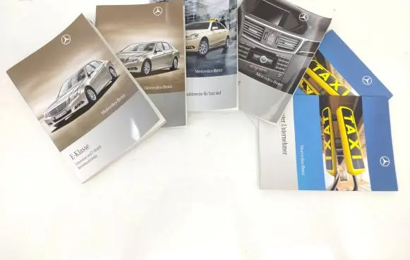 Mercedes-Benz E W212 User manual 