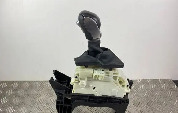 Hyundai Santa Fe Gear shifter/selector