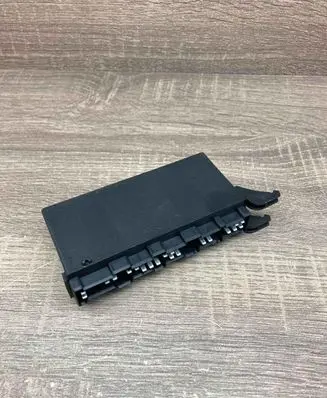 Mercedes-Benz E W210 Light module LCM 2025420432 350065