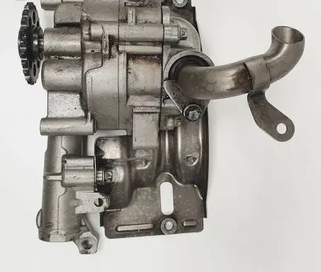 Mercedes-Benz A W169 Oil pump 6401810401