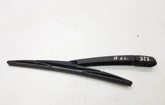 KIA Carens II Rear wiper blade arm