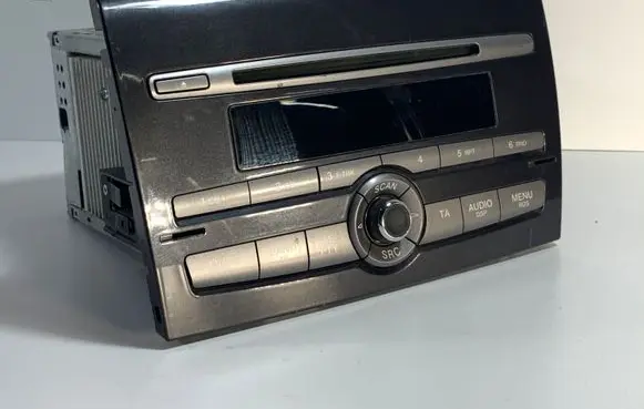 Fiat Bravo Radio/CD/DVD/GPS head unit 735531432 VP7FCF18C815AG