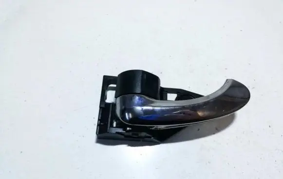 Toyota RAV 4 (XA30) Front door interior handle