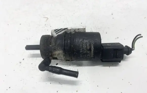 Audi A6 S6 C5 4B Windscreen/windshield washer pump 3020175