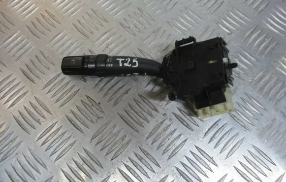 Toyota Avensis T250 Indicator stalk