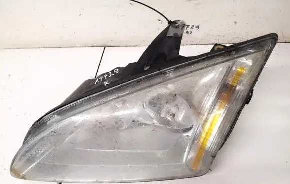 Ford Focus Headlight/headlamp
