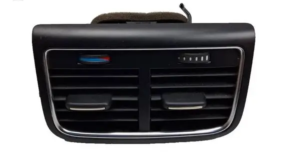 Rear air vent grill