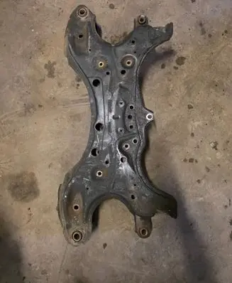 Toyota Avensis T250 Front subframe