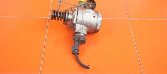 Volkswagen Scirocco In-tank fuel pump 21MB17