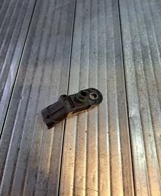 Renault Laguna II Air pressure sensor 0281002552 8200155613 H7700105867