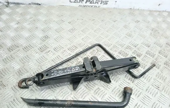 Rover 214 - 216 - 220 Lift Jack KAJ100410