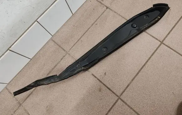 Peugeot 407 Fender end trim 9650763180