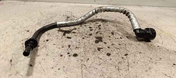 Jaguar XE Fuel line pipe G4D39T518AB