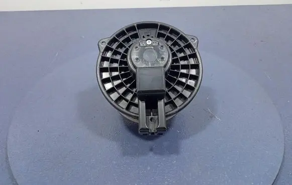 Mazda CX-5 Heater fan/blower 872700-0701