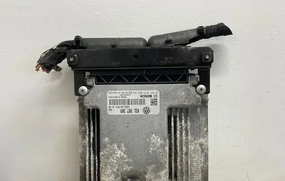 Volkswagen PASSAT B6 Engine control unit/module 03L907309
