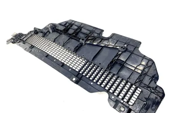 Renault Clio IV Front bumper skid plate/under tray 748141180R