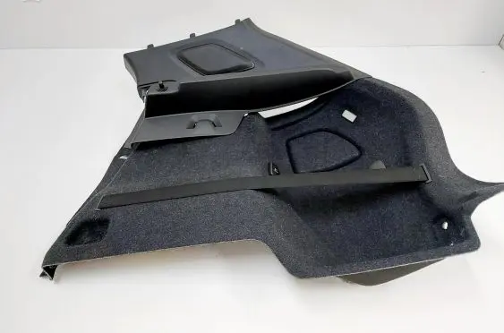Volvo XC40 Trunk/boot side trim panel 31440893