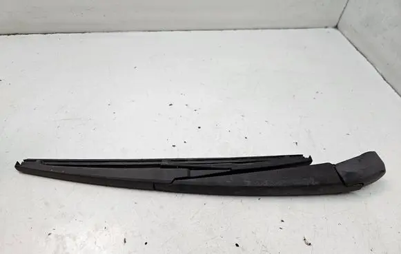 Suzuki Grand Vitara II Rear wiper blade arm 