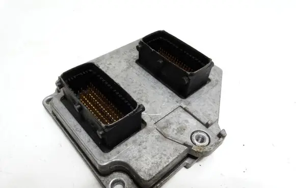 Opel Astra H Engine control unit/module 55559272 5WK9443 5011109232
