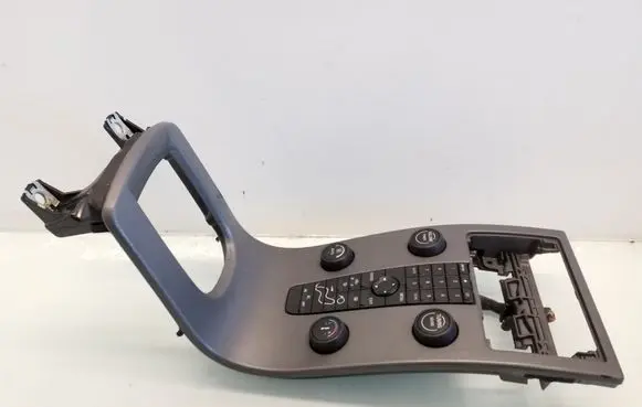 Volvo V50 Climate control unit 8623067