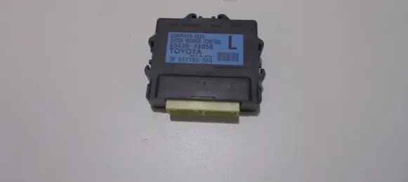 Lexus RX 450H Wing mirror control module 8943048050 615163000