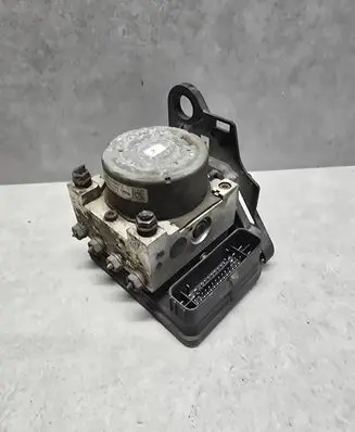 Volkswagen Golf VII ABS Pump 5Q0907379AA 28515402083 10091543463T