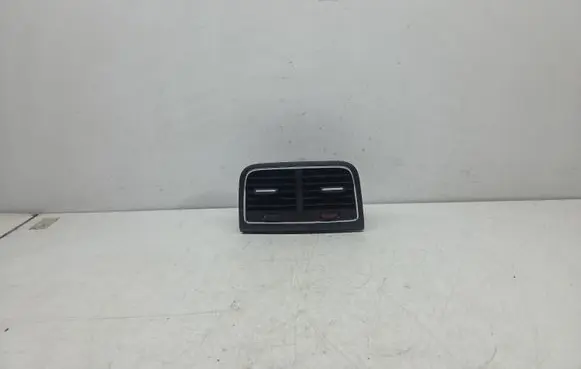 Audi A4 S4 B8 8K Rear air vent grill 8K0819203E