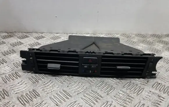 BMW 3 E92 E93 Dash center air vent grill 9130469