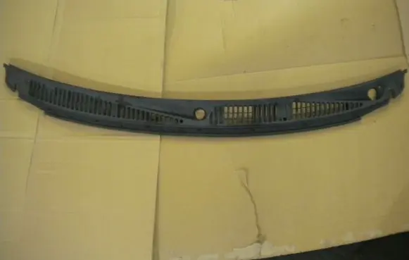 Suzuki Ignis Wiper trim 7233086G10