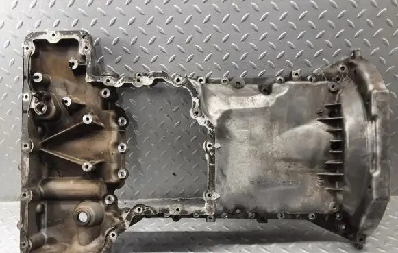 Mercedes-Benz R W251 Oil sump R6420141502 6420141502 A6420140102
