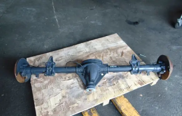 Iveco Daily 6th gen Rear axle beam 5802136256