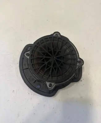 Peugeot 308 SW Rear door speaker