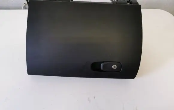 Volvo XC60 Front trunk storage compartment 31417596