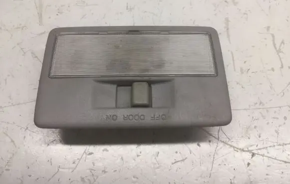 Mazda 3 I Rear seat light