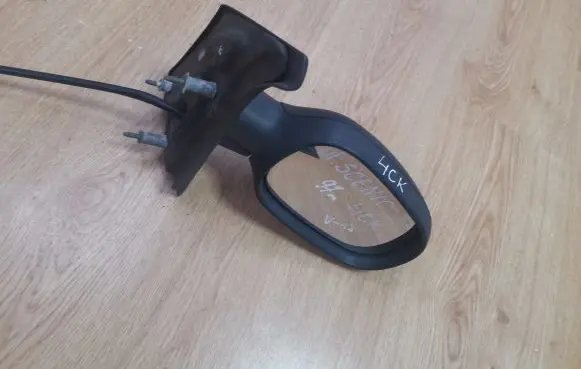 Renault Scenic I Manual wing mirror 010461 020461