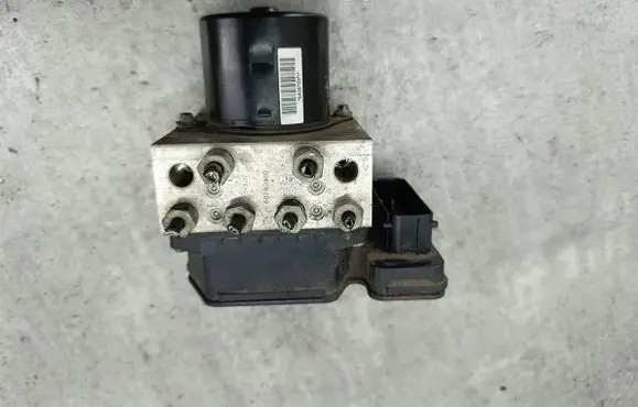 Opel Insignia A ABS Pump 13332549
