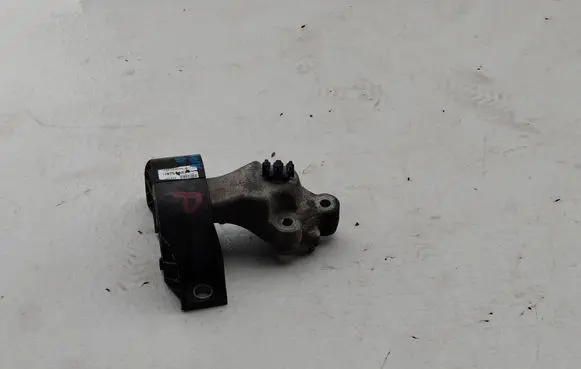 Dacia Logan II Engine mount vacuum valve 