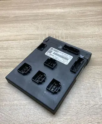 Audi A4 S4 B8 8K Comfort/convenience module 8K0907063K