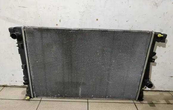Coolant radiator