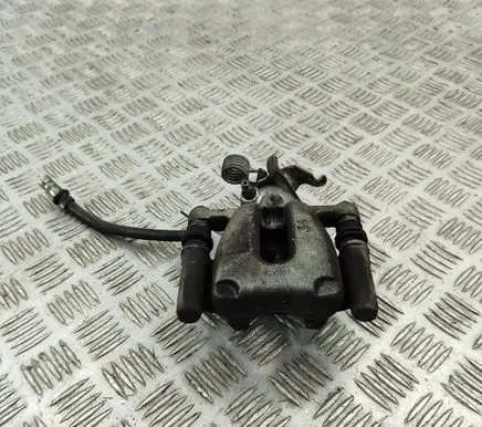 Mitsubishi Colt Rear brake caliper 4605A073