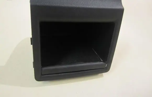 Audi A3 S3 8P Glove box central console 8P0863351D