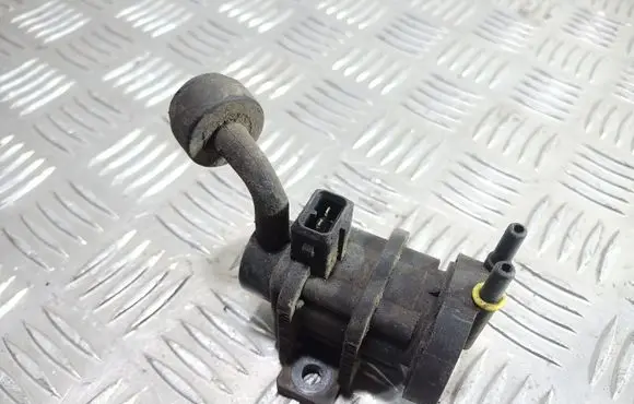 Opel Zafira A Turbo solenoid valve 4522371