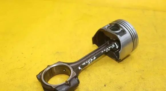 Suzuki Swift II Piston with connecting rod 69G0