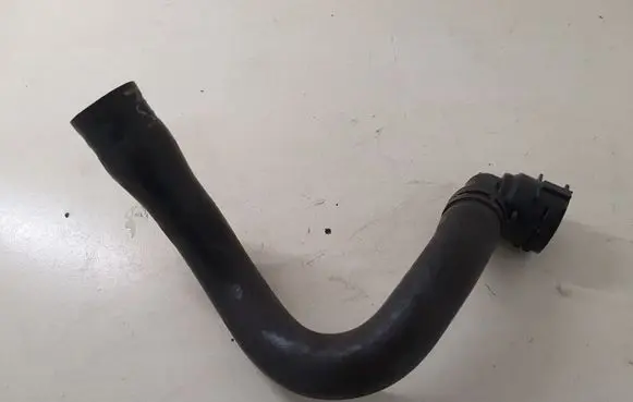 Volkswagen PASSAT CC Engine coolant pipe/hose 3AA122073A
