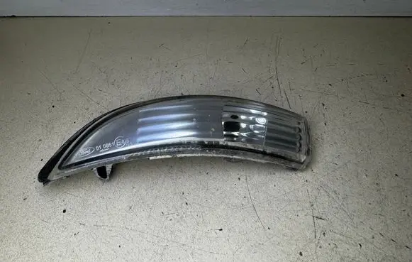Ford Fiesta Mirror indicator light 8A6113B381A 4202060