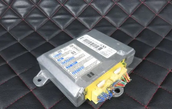 Honda CR-V Airbag control unit/module 77960SWAE240M4 5WK44016 C0BD01W563