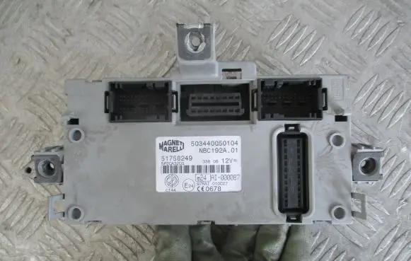 Fiat Stilo Fuse box set 51758249