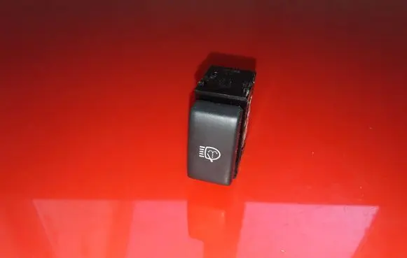 Nissan X-Trail T31 Fog light switch 7X26B