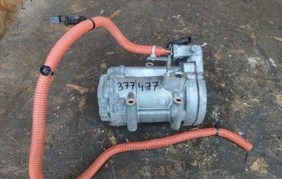 Ford Fusion II Air conditioning (A/C) compressor (pump) DG9Z19703D
